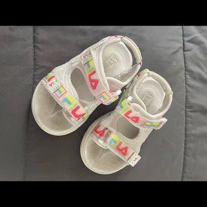 Toddler girl used Fila Sandals 🩴